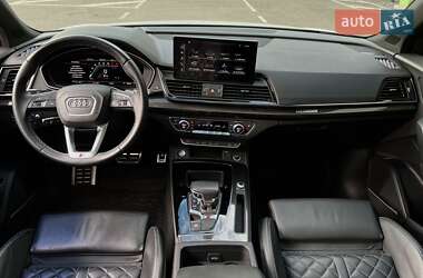 Внедорожник / Кроссовер Audi SQ5 2022 в 