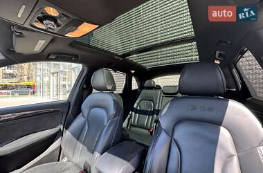 Позашляховик / Кросовер Audi SQ5 2016 в 