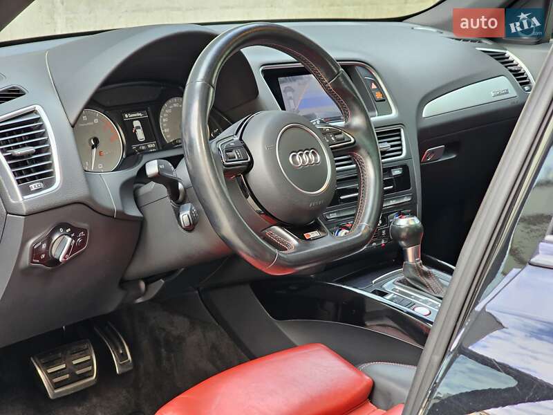 Позашляховик / Кросовер Audi SQ5 2016 в Києві
