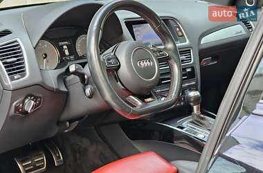Позашляховик / Кросовер Audi SQ5 2016 в 