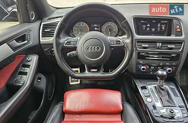 Позашляховик / Кросовер Audi SQ5 2016 в 