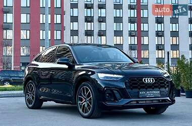 Внедорожник / Кроссовер Audi SQ5 2022 в 