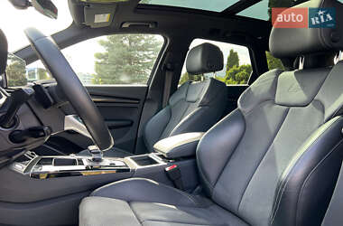 Позашляховик / Кросовер Audi SQ5 2022 в 