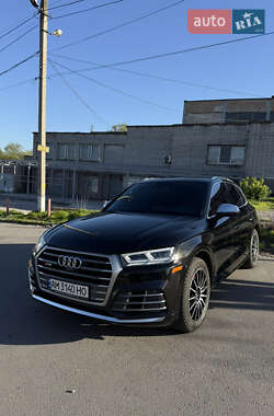 Внедорожник / Кроссовер Audi SQ5 2017 в 