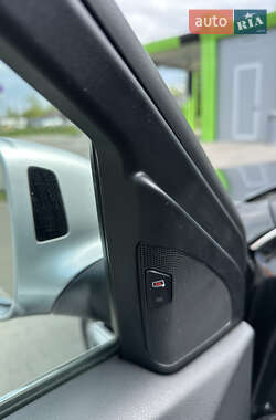 Внедорожник / Кроссовер Audi SQ5 2014 в 