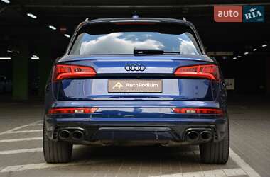 Внедорожник / Кроссовер Audi SQ5 2019 в 