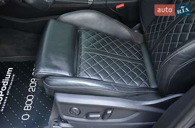 Внедорожник / Кроссовер Audi SQ5 2019 в 