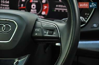 Внедорожник / Кроссовер Audi SQ5 2019 в 