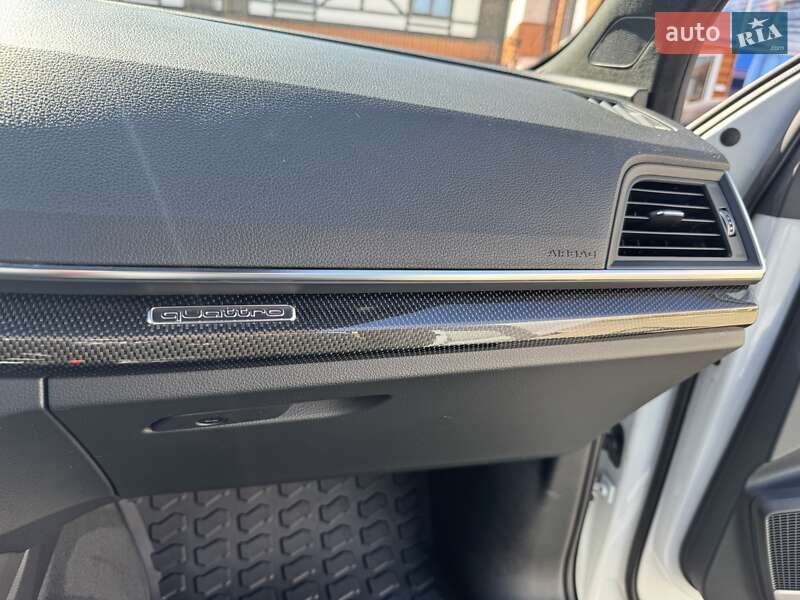 Внедорожник / Кроссовер Audi SQ5 2019 в Львове