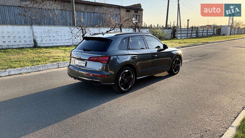Позашляховик / Кросовер Audi SQ5 2019 в Василькові