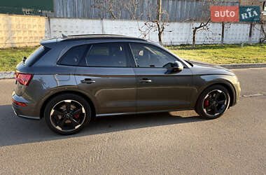 Внедорожник / Кроссовер Audi SQ5 2019 в 
