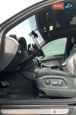 Внедорожник / Кроссовер Audi SQ5 2015 в 
