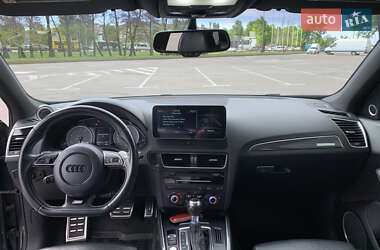 Внедорожник / Кроссовер Audi SQ5 2015 в 
