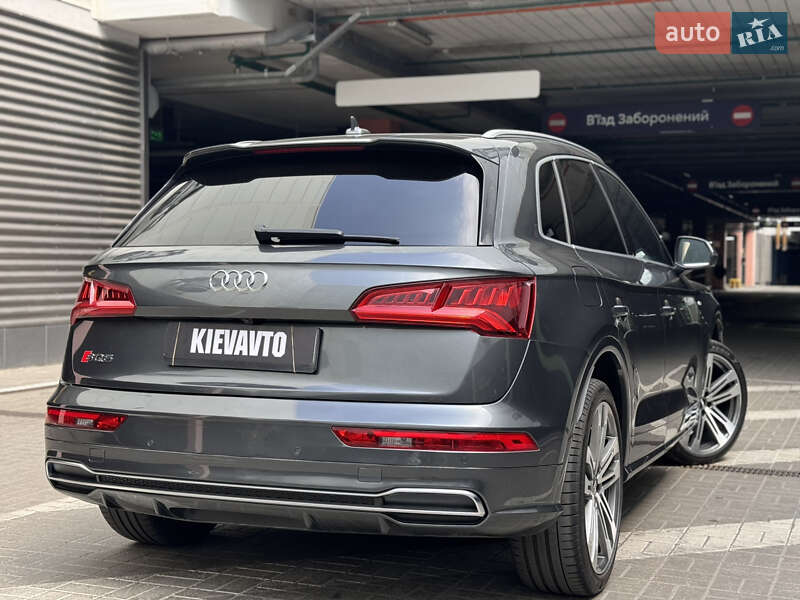 Позашляховик / Кросовер Audi SQ5 2018 в Києві