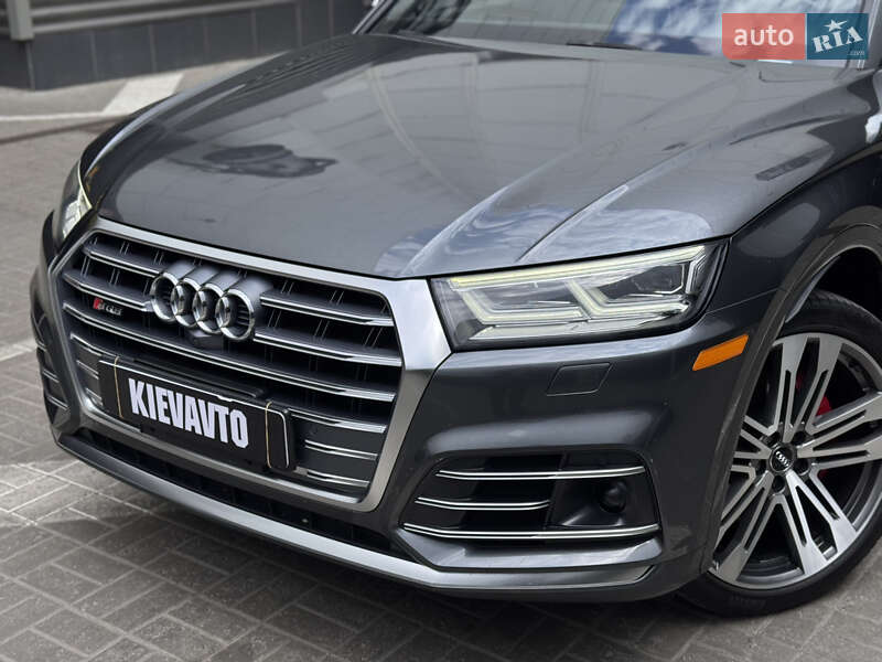 Позашляховик / Кросовер Audi SQ5 2018 в Києві