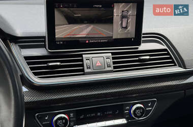 Внедорожник / Кроссовер Audi SQ5 2018 в 