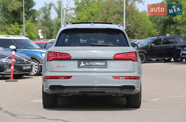 Внедорожник / Кроссовер Audi SQ5 2018 в 