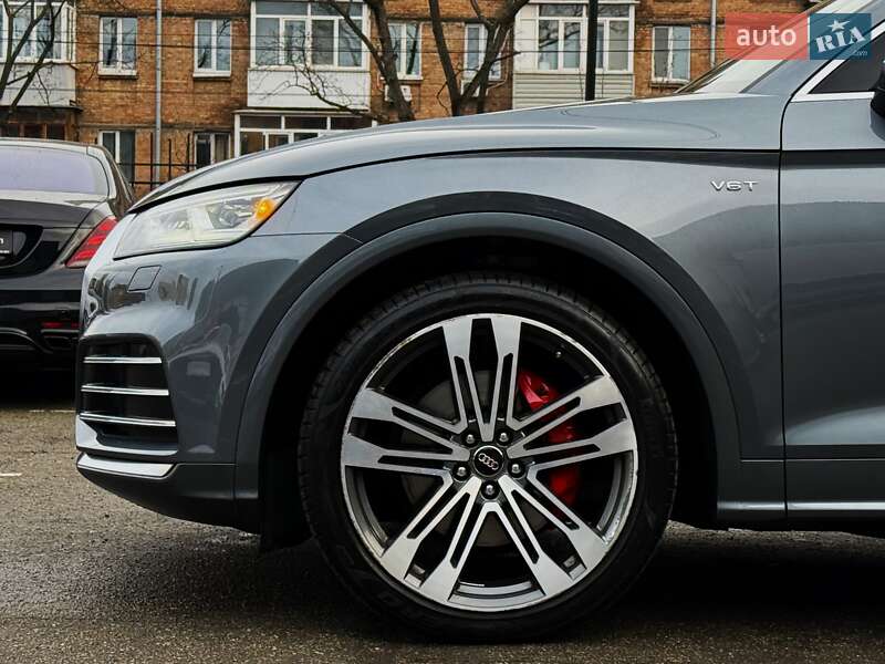 Позашляховик / Кросовер Audi SQ5 2018 в Києві