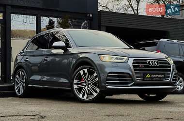 Внедорожник / Кроссовер Audi SQ5 2018 в 