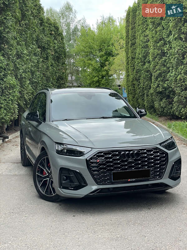 Позашляховик / Кросовер Audi SQ5 2022 в Рівному