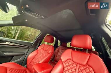 Внедорожник / Кроссовер Audi SQ5 2019 в 