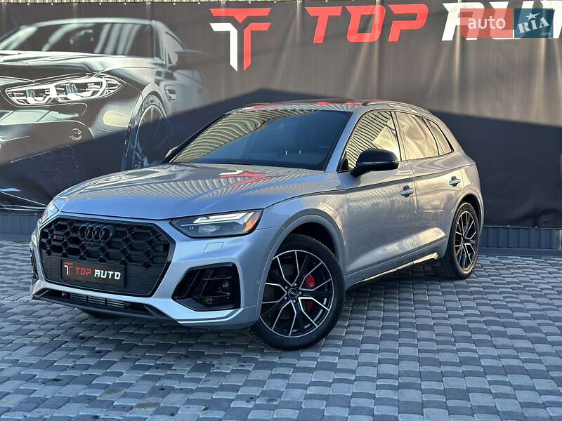 Внедорожник / Кроссовер Audi SQ5 2022 в 