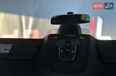 Внедорожник / Кроссовер Audi SQ5 2022 в 