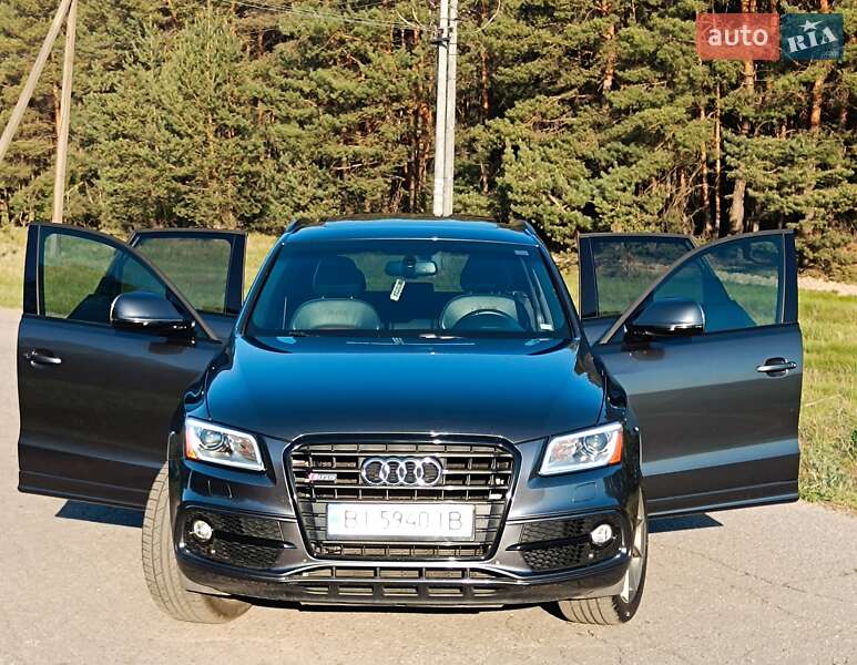 Внедорожник / Кроссовер Audi SQ5 2016 в Кременчуге