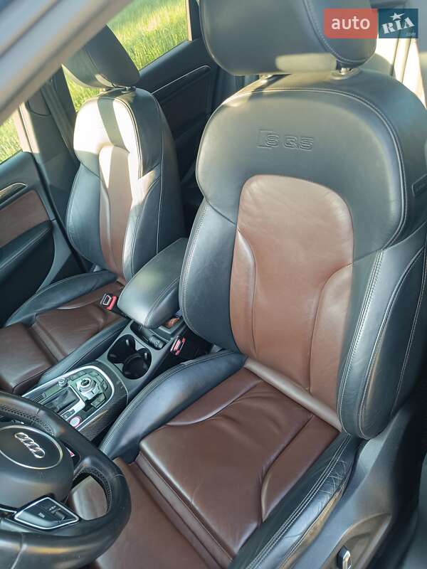 Внедорожник / Кроссовер Audi SQ5 2016 в Кременчуге