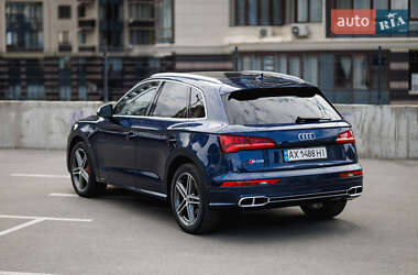 Внедорожник / Кроссовер Audi SQ5 2018 в 