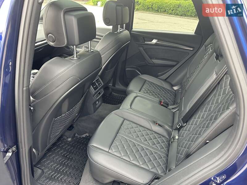 Внедорожник / Кроссовер Audi SQ5 2018 в Харькове