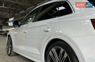 Позашляховик / Кросовер Audi SQ5 2018 в 