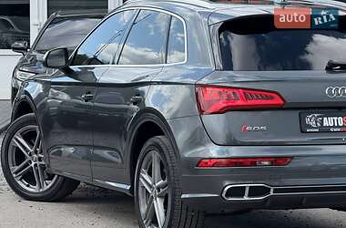 Позашляховик / Кросовер Audi SQ5 2019 в 