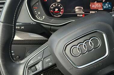 Позашляховик / Кросовер Audi SQ5 2019 в 