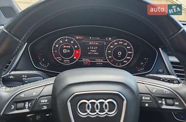 Позашляховик / Кросовер Audi SQ5 2018 в 