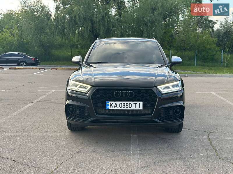 Внедорожник / Кроссовер Audi SQ5 2017 в Киеве фото 4 Внедорожник / Кроссовер Audi SQ5 2017 в Киеве