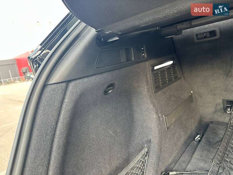 Внедорожник / Кроссовер Audi SQ5 2017 в Киеве фото 12 Внедорожник / Кроссовер Audi SQ5 2017 в Киеве