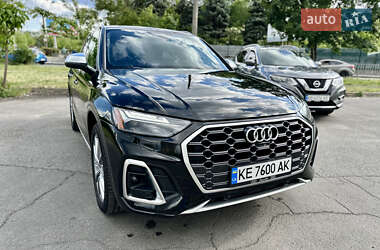 Внедорожник / Кроссовер Audi SQ5 2022 в 