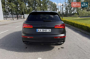 Внедорожник / Кроссовер Audi SQ5 2018 в 