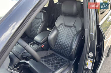 Внедорожник / Кроссовер Audi SQ5 2017 в 
