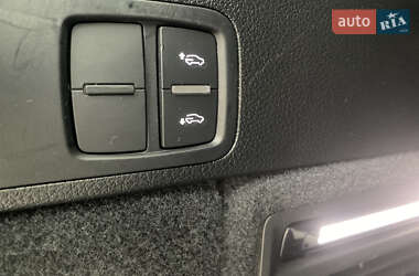 Позашляховик / Кросовер Audi SQ5 2023 в 