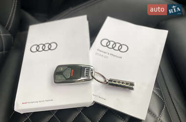 Позашляховик / Кросовер Audi SQ5 2023 в 