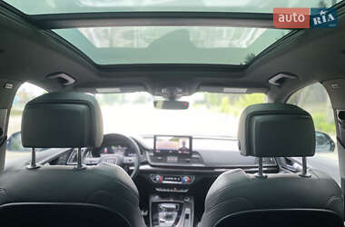 Позашляховик / Кросовер Audi SQ5 2023 в 