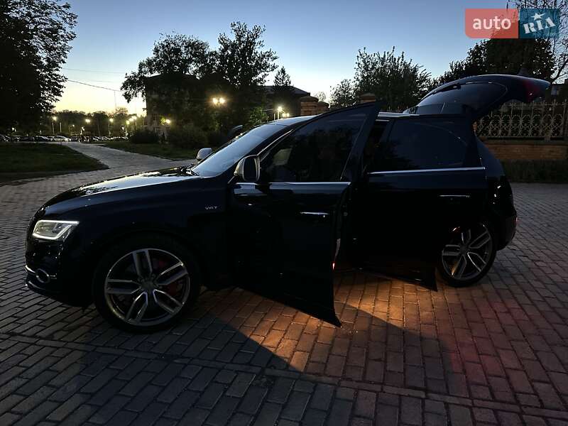 Внедорожник / Кроссовер Audi SQ5 2014 в Белой Церкви