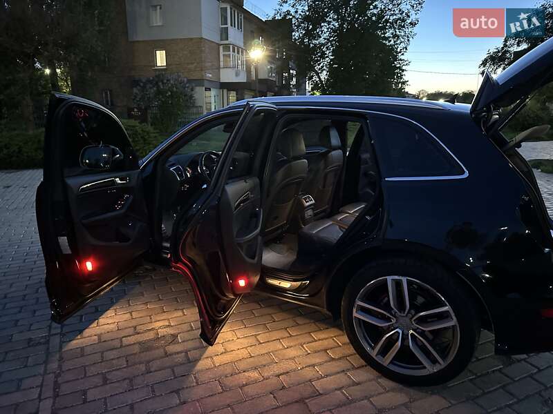Внедорожник / Кроссовер Audi SQ5 2014 в Белой Церкви