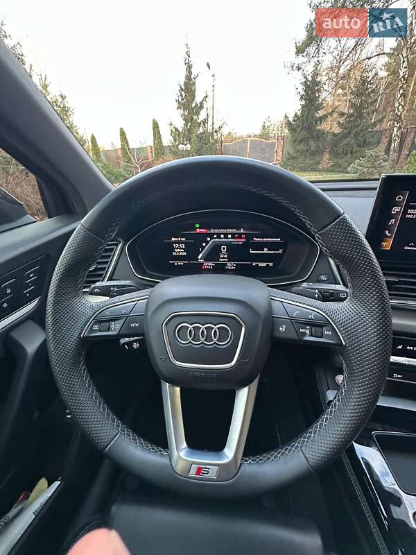 Внедорожник / Кроссовер Audi SQ5 2020 в Киеве