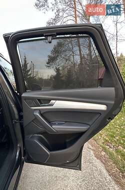 Внедорожник / Кроссовер Audi SQ5 2020 в 