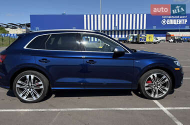 Внедорожник / Кроссовер Audi SQ5 2017 в 