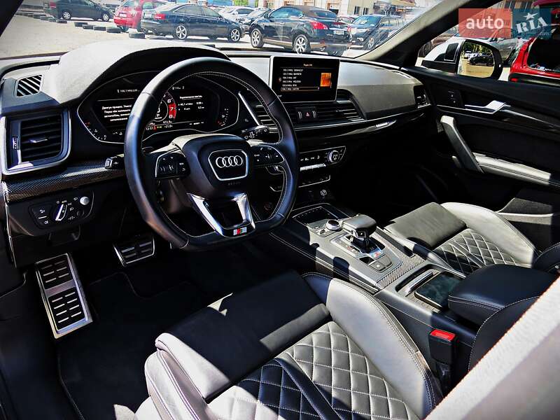 Внедорожник / Кроссовер Audi SQ5 2018 в Черкассах