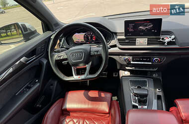 Внедорожник / Кроссовер Audi SQ5 2018 в 